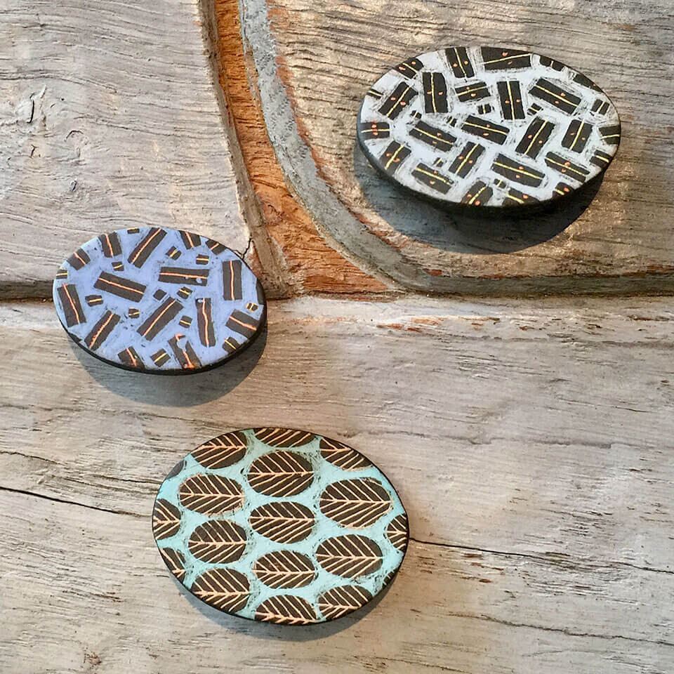 Joanna Veevers Porcelain pebble brooches